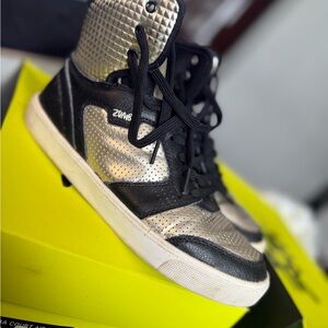 Zumba fitness street glam Gold and Black High-Top Sneakers sz 8